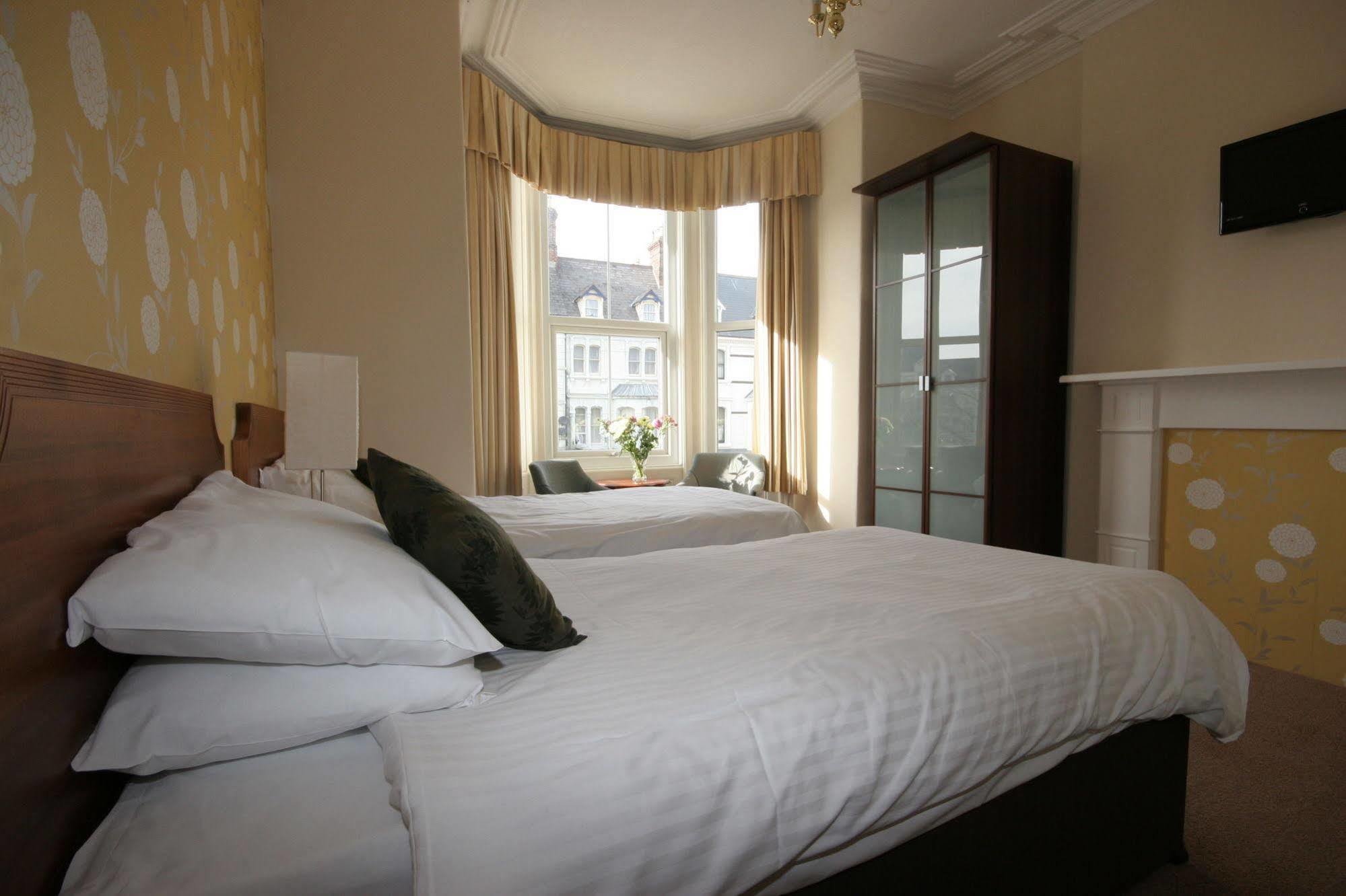 The Broadway Hotel Llandudno Exterior foto